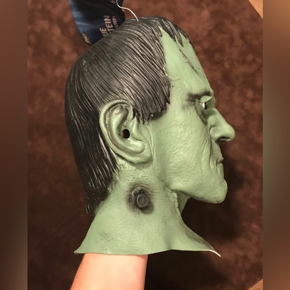 Universal Studios “Monsters” Adult Frankenstein Mask NWT - Picture 3 of 8